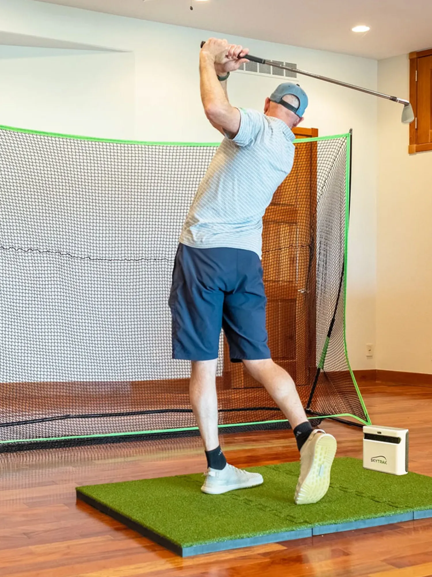 Skytrak Launch Monitors|+ Portable Golf Sim Studio